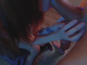 Раком в анал очень понравилось моей длинноволосой подруге в чулочках