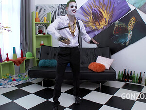 Групповой анальный трах с Харли Квинн