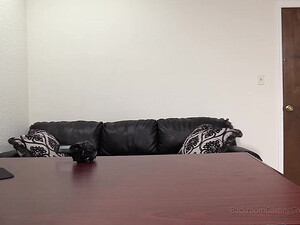 Анальный порно кастинг милашки Эммы