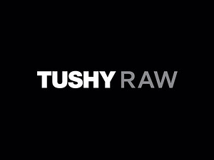 Молодую азиатку трахают в анал на студии Tushy Raw 2021 года