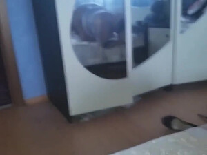 Алина Туманова кайфует от анального фистинга и отдается в попу в позе по собачьи