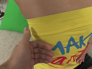 Режиссер оттрахал красивую брюнетку в раздолбанный анал во время кастинга